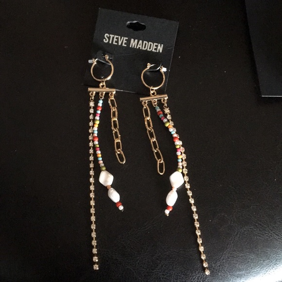 Unusual Steve Madden Mixed Media Dangling Earrings - Picture 1 of 1